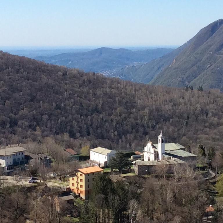 Cadorna Chalet Veleso Bagian luar foto